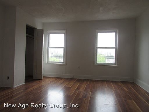 1st image of 322 N 32nd St #2883431