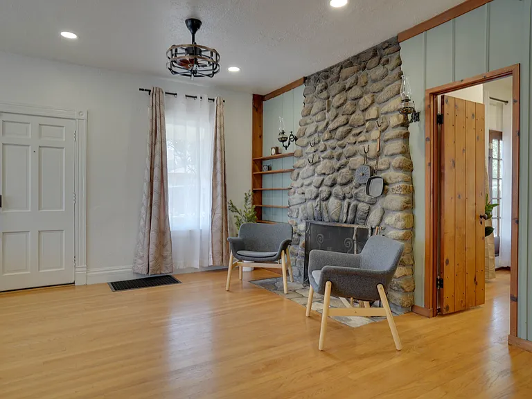 5991 Hellman Ave — Photo 12