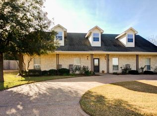 708 Fieldstone Dr, Hewitt, TX 76643