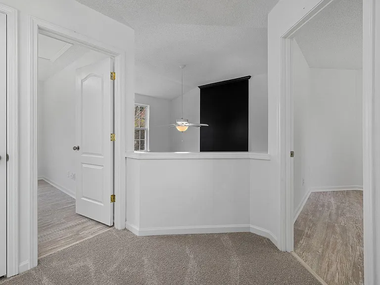 6905 Dawnalia Ct — Photo 14