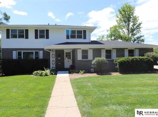 2529 Brookside Ave, Omaha, NE 68124