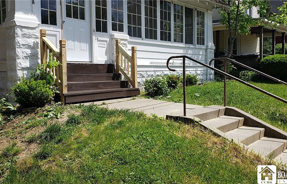 209 Forest Ave, Jamestown, NY 14701 MLS R1424124 Zillow