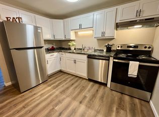 12 Capitol View Ter APT 5, Madison, WI 53713