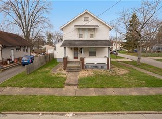 706 Adelaide Ave SE, Warren, OH 44484