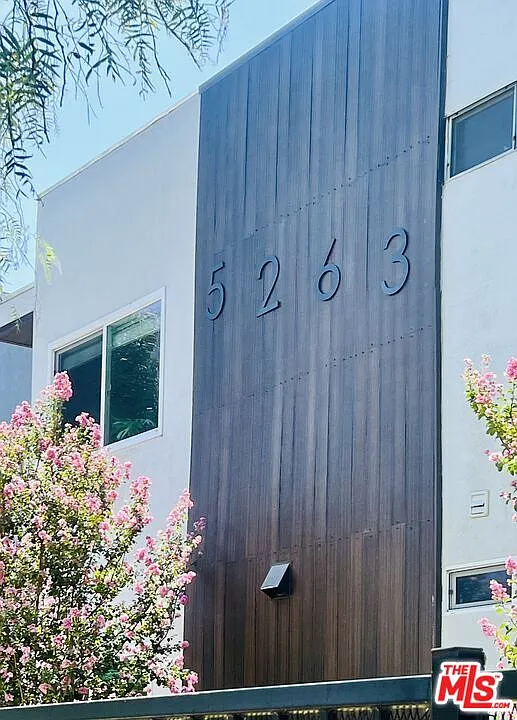 2 bed, 1.0 bath, 900 sqft, $2,625 — Photo 3