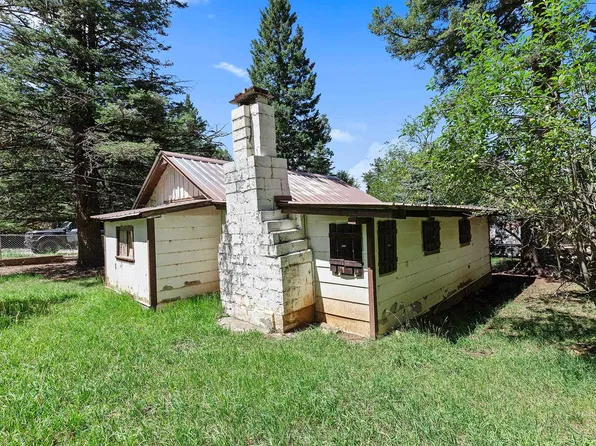 200 Swallow Pl, Cloudcroft, NM 88317