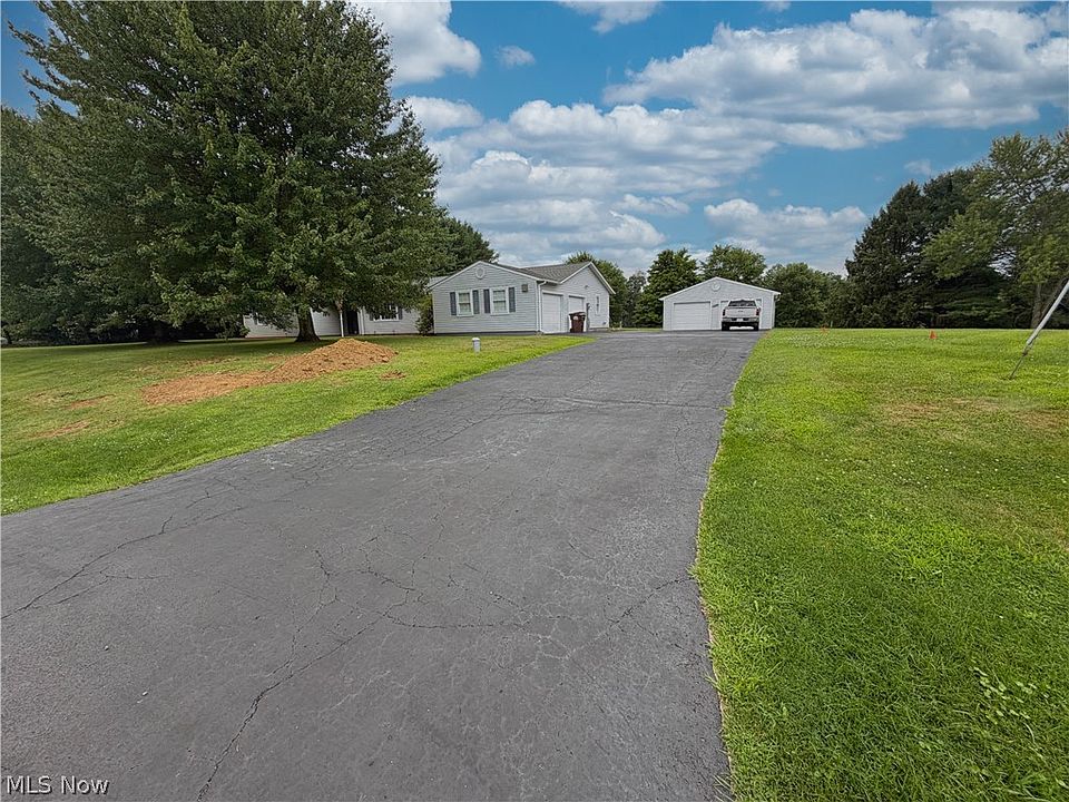 1st image of 46567 Winston Dr