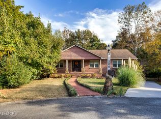 500 Mountain Breeze Ln, Knoxville, TN 37934