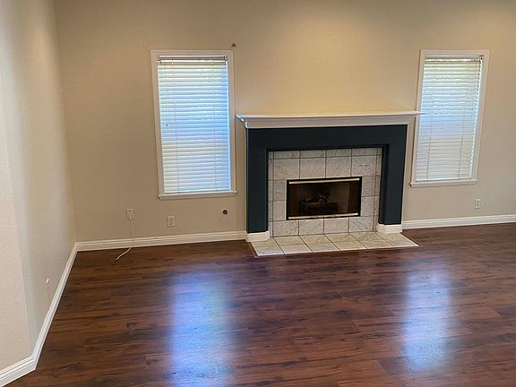 4th image of 12910 Meadow Glen Way
