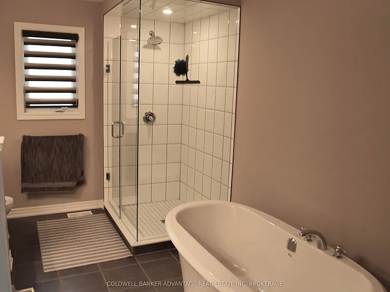 97 Crow St S — Photo 12