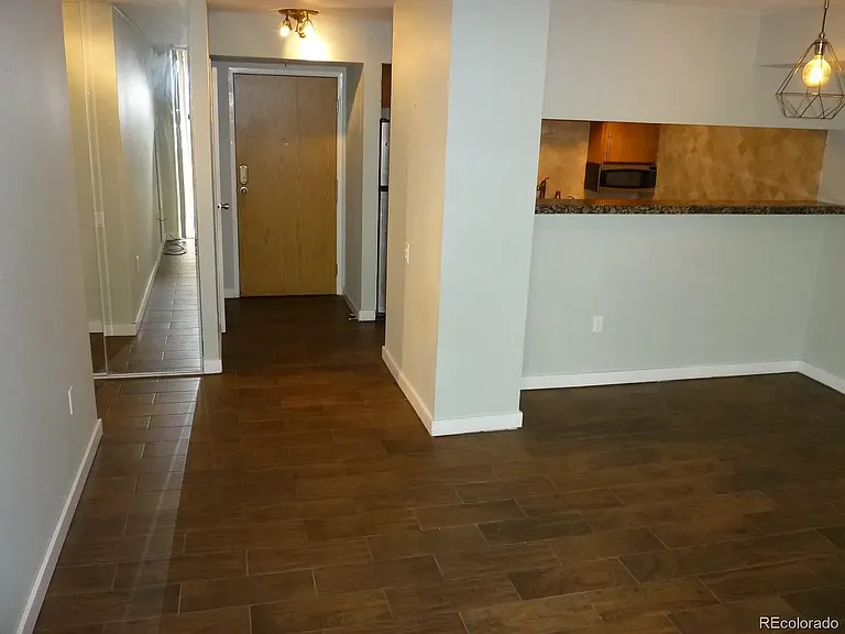 601 W 11th Ave #116 — Photo 2