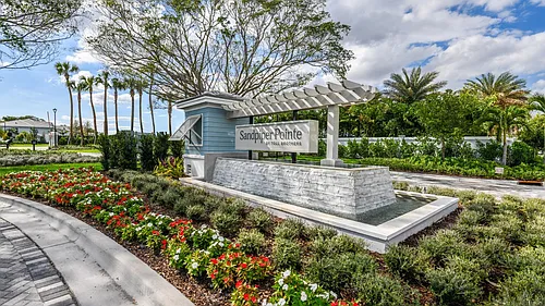 558 Sanderling Cir #558 Photo 1