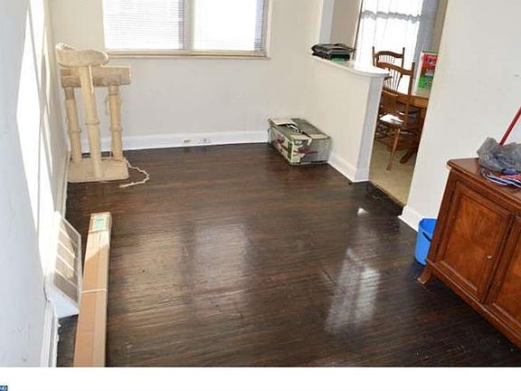 5th image of 1362 Westbury Dr