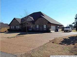 5015 Hillsdale Rd, Olive Branch, MS 38654