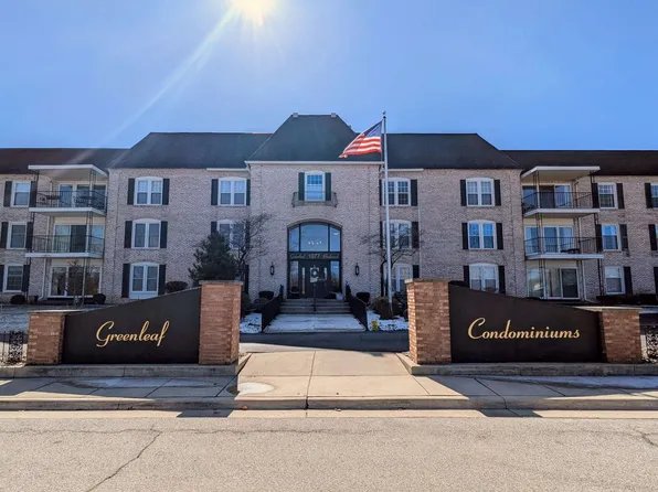 1077 Greenleaf Blvd APT 212, Elkhart, IN 46514