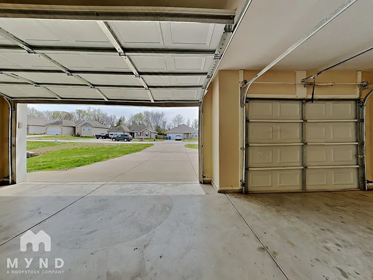 1003 W Snider St — Photo 19