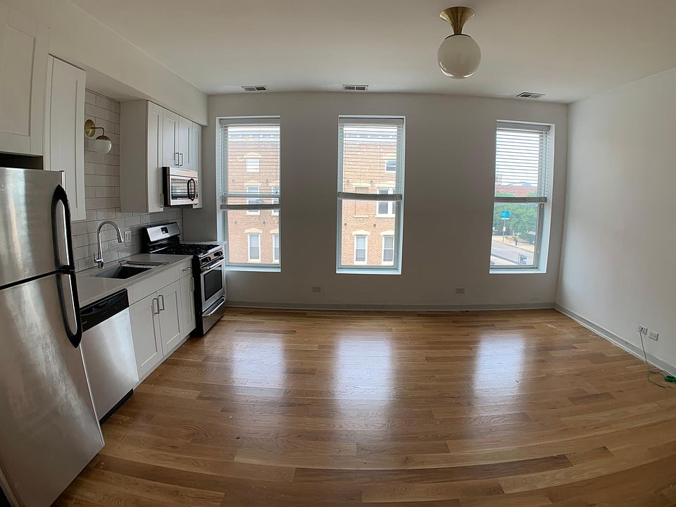 1st image of 1801 S Ashland Ave #207