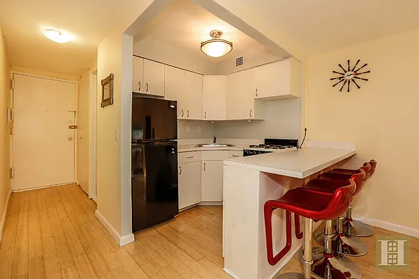 Sold by Halstead Real Estate | media 6