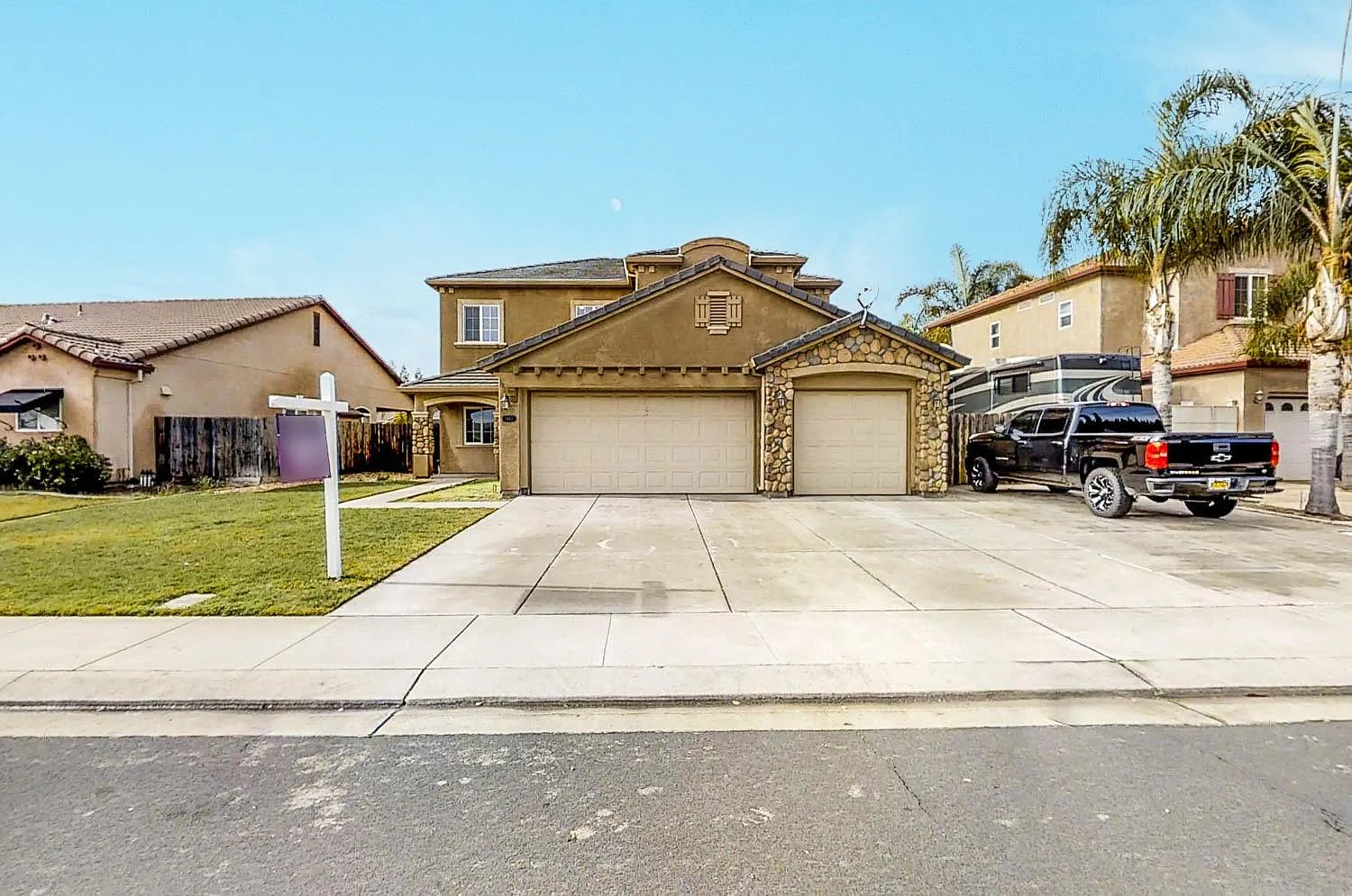 1443 London Ave photo 1