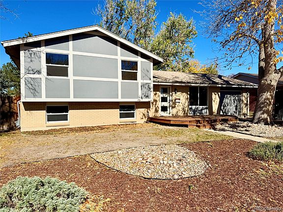 2nd image of 7195 E Louisiana Avenue
