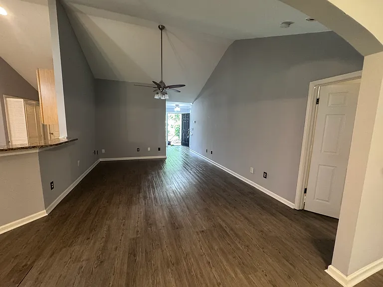 2853 Farmer Brown Ct — Photo 24