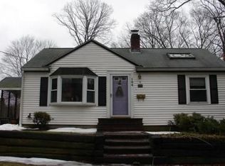 104 Doris Dr, Abington, MA 02351