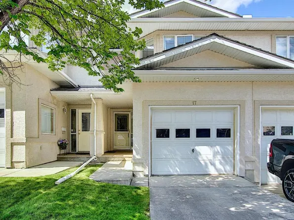 17 S Edgeridge Ter NW, Calgary, AB T3A 6C1