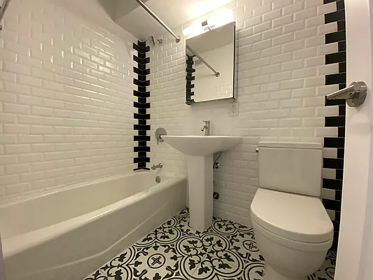 Rented by Abba Realty Associates INC | media 28