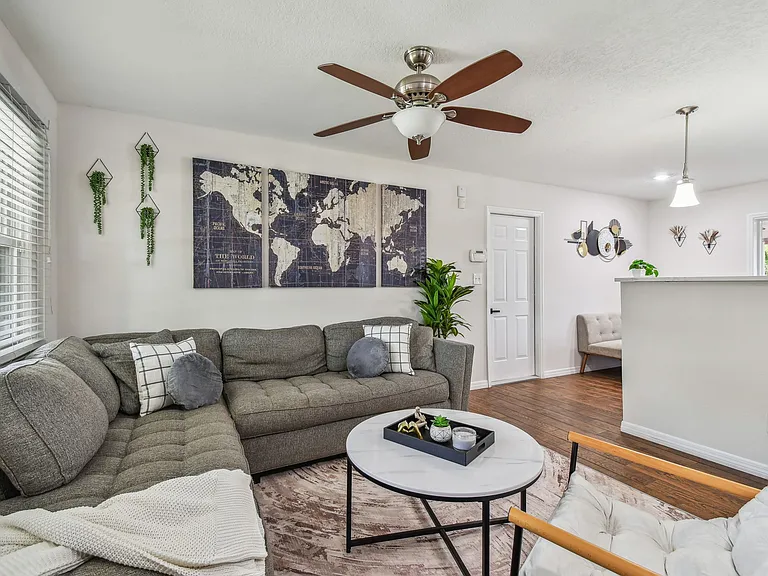 8611 Driftwood Dr — Photo 8
