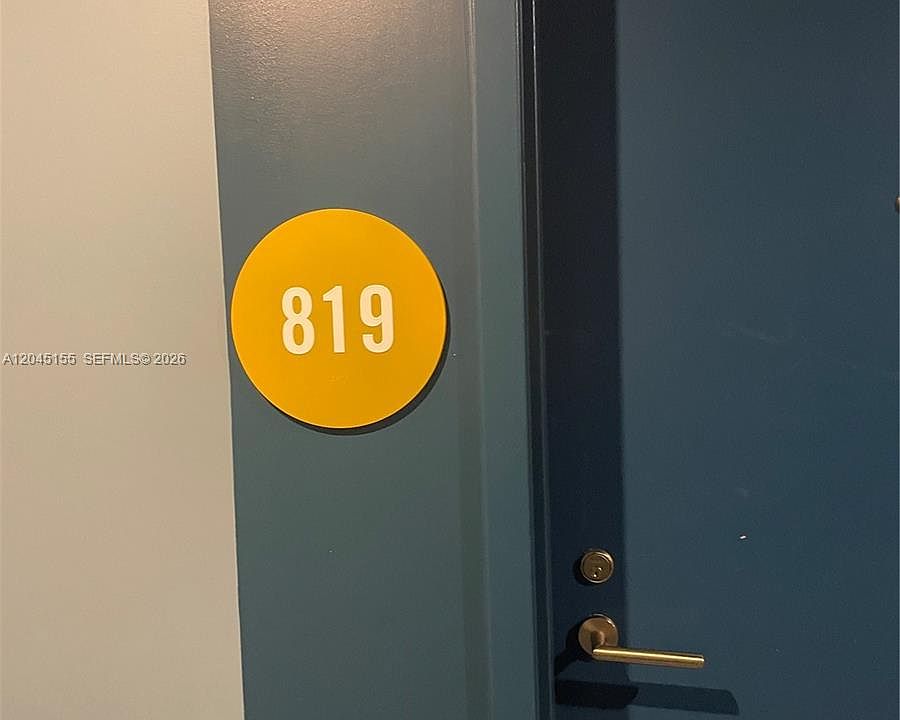 1st image of 90 NE 32nd #819