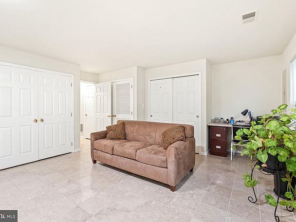 5th image of 43533 Laidlow St