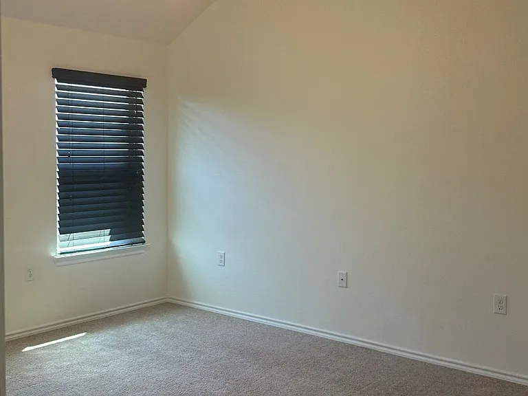 3117 Rokeby Cv — Photo 13