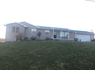 7454 S Loomis Rd, Dewitt, MI 48820