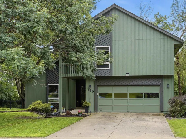 760 SW Prairie Ct, Topeka, KS 66606