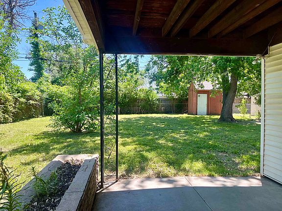 4th image of 2409 W Casado St