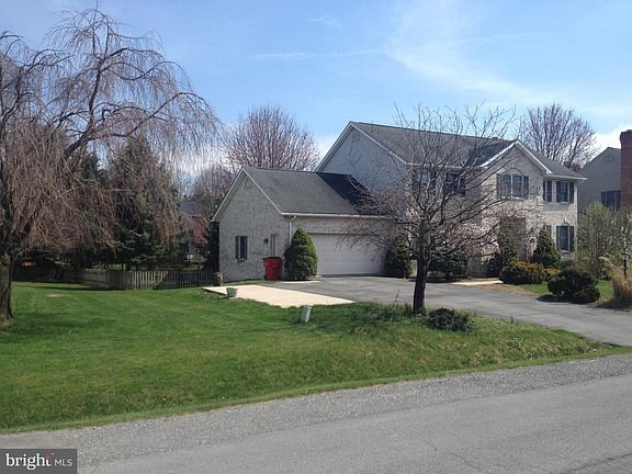 3rd image of 13513 Olde Mystic Cir
