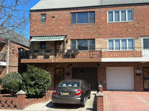 63-49 75 Place, Middle Village, NY 11379