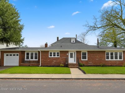 2 Livingston Ct, Staten Island, NY, 10310