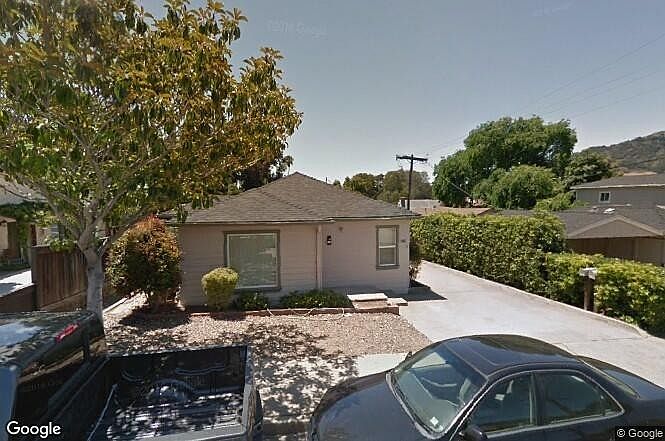 2nd image of 1215 & 1219 Bond St #1219