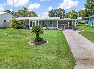 1621 Lakeshore Dr, Lorida, FL 33857