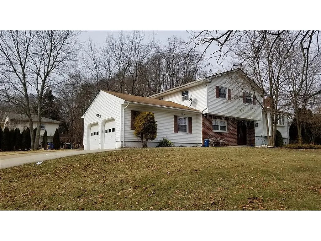 323 Summerhill Rd photo 1