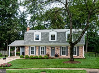 6414 Brentford Dr, Springfield, VA 22152