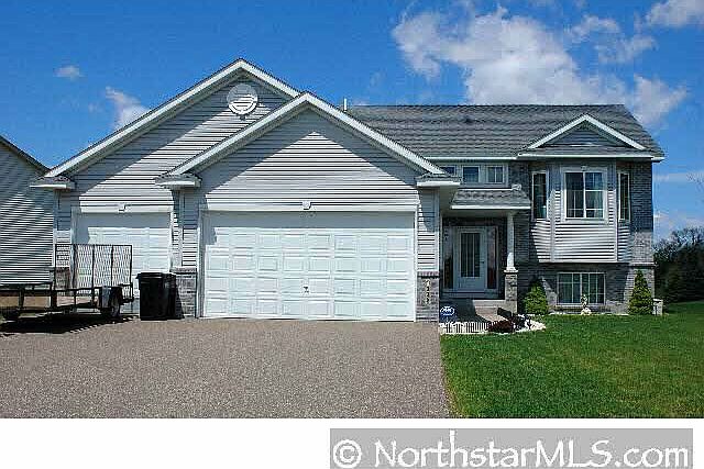 1st image of 1006 Isanti Parkway