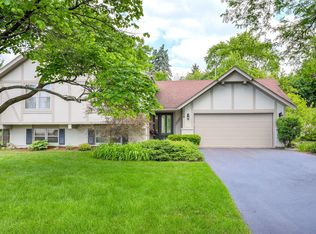22W008 Terrace Dr, Glen Ellyn, IL 60137