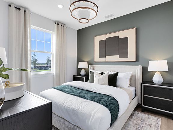 Serena AllGen Bedroom