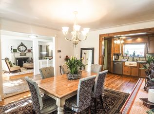 11 Upland Rd, Great Neck, NY 11020