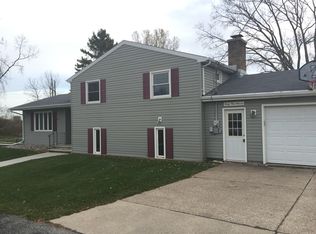 4111 W Capitol Dr, Appleton, WI 54913