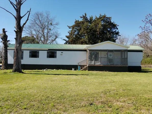 1439 Mack Rd, Summerton, SC 29148