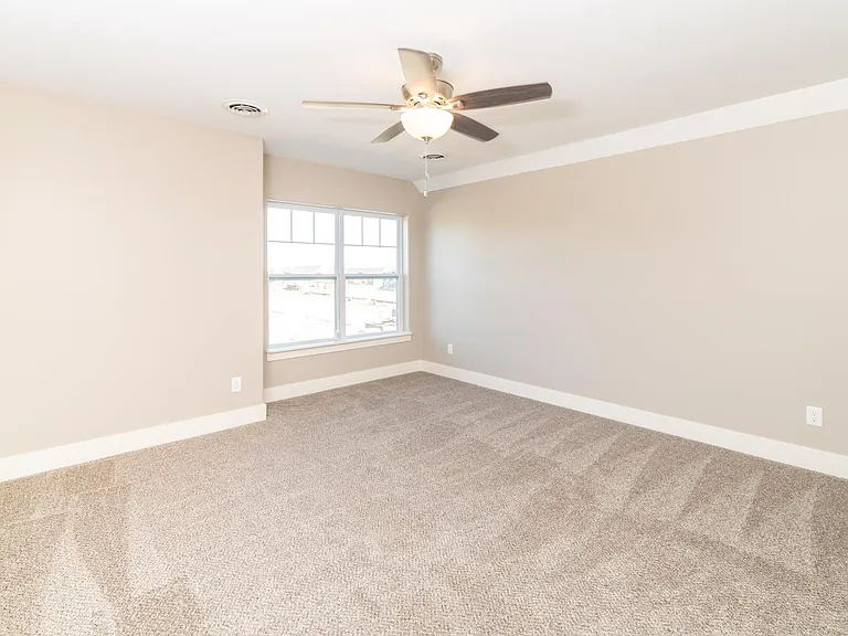 2930 Shanes Way — Photo 9