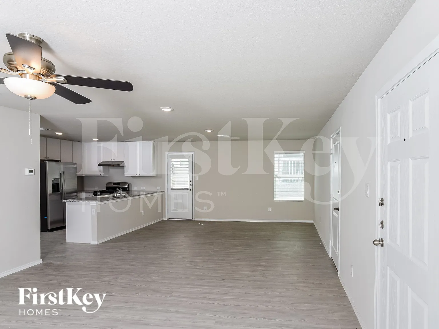 3 bed, 2.0 bath, 1440 sqft, $1,625 — Photo 3